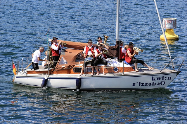 选择继续留 选择继续留